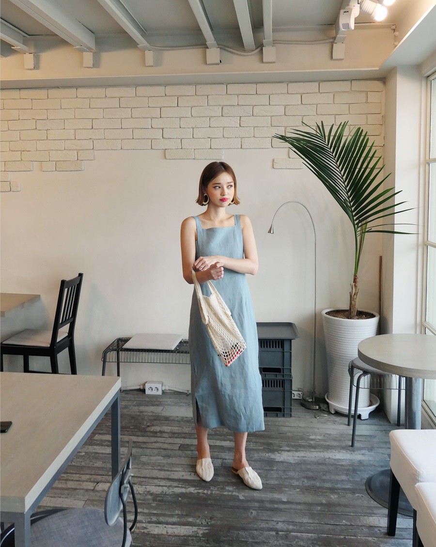 Vào ngày nắng nhẹ, nhất định phải diện loạt váy áo mang những gam màu dịu dàng, trong trẻo này