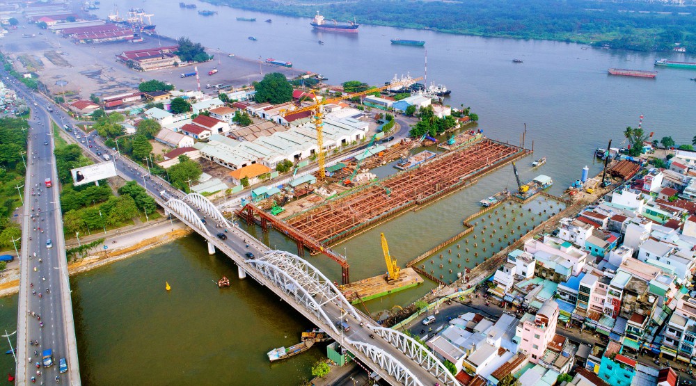 Chùm ảnh: Toàn cảnh sự bất động của loạt công trình chống ngập ở Sài Gòn vì... thiếu vốn, không còn bóng công nhân