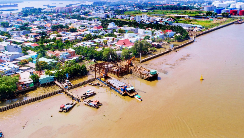 Chùm ảnh: Toàn cảnh sự bất động của loạt công trình chống ngập ở Sài Gòn vì... thiếu vốn, không còn bóng công nhân