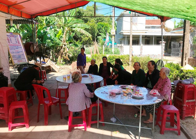 Góc tối sau vụ án con gái giết mẹ ở Quảng Ngãi