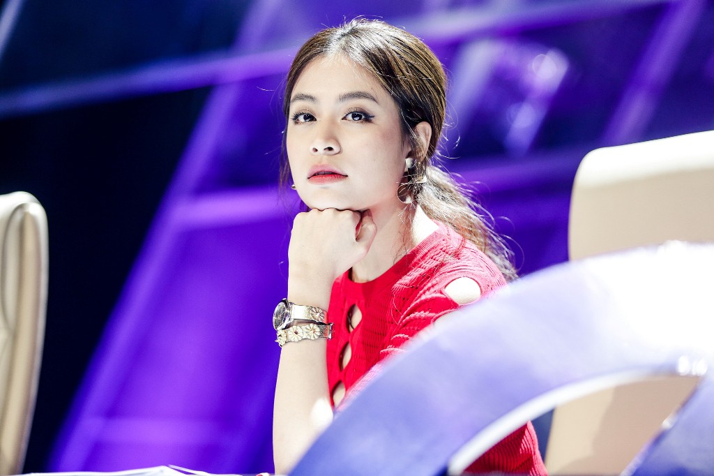 The Debut tập 9: Đức Phúc dọa sẽ đá Hương Tràm ra khỏi cuộc chơi The Debut tập 9: Đức Phúc dọa sẽ đá Hương Tràm ra khỏi cuộc chơi