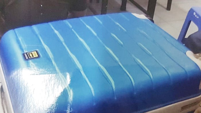 Bất ngờ với 40 bánh heroin trong va li xách tay