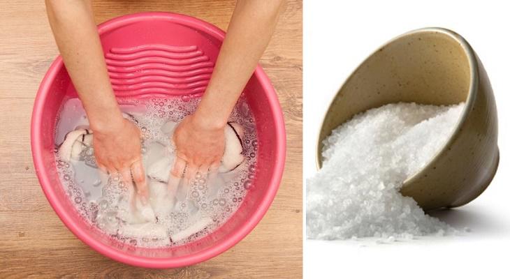 Cách tẩy vết bẩn trên áo trắng dễ như ăn kẹo chỉ mất vài phút