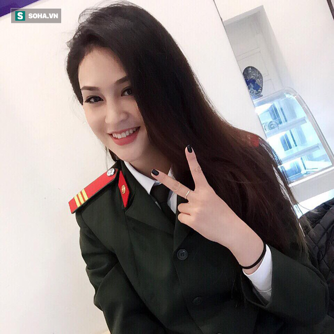 Danh tính cô gái xinh đẹp mặc cảnh phục khiến dân mạng xôn xao tìm kiếm ít ngày qua