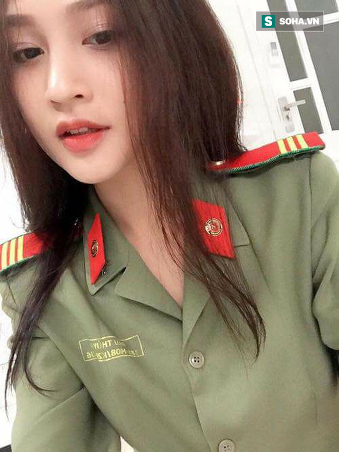Danh tính cô gái xinh đẹp mặc cảnh phục khiến dân mạng xôn xao tìm kiếm ít ngày qua
