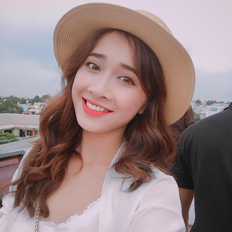 Em gái xinh đẹp như hotgirl của Nhã Phương bất ngờ lên xe hoa Em gái xinh đẹp như hotgirl của Nhã Phương bất ngờ lên xe hoa