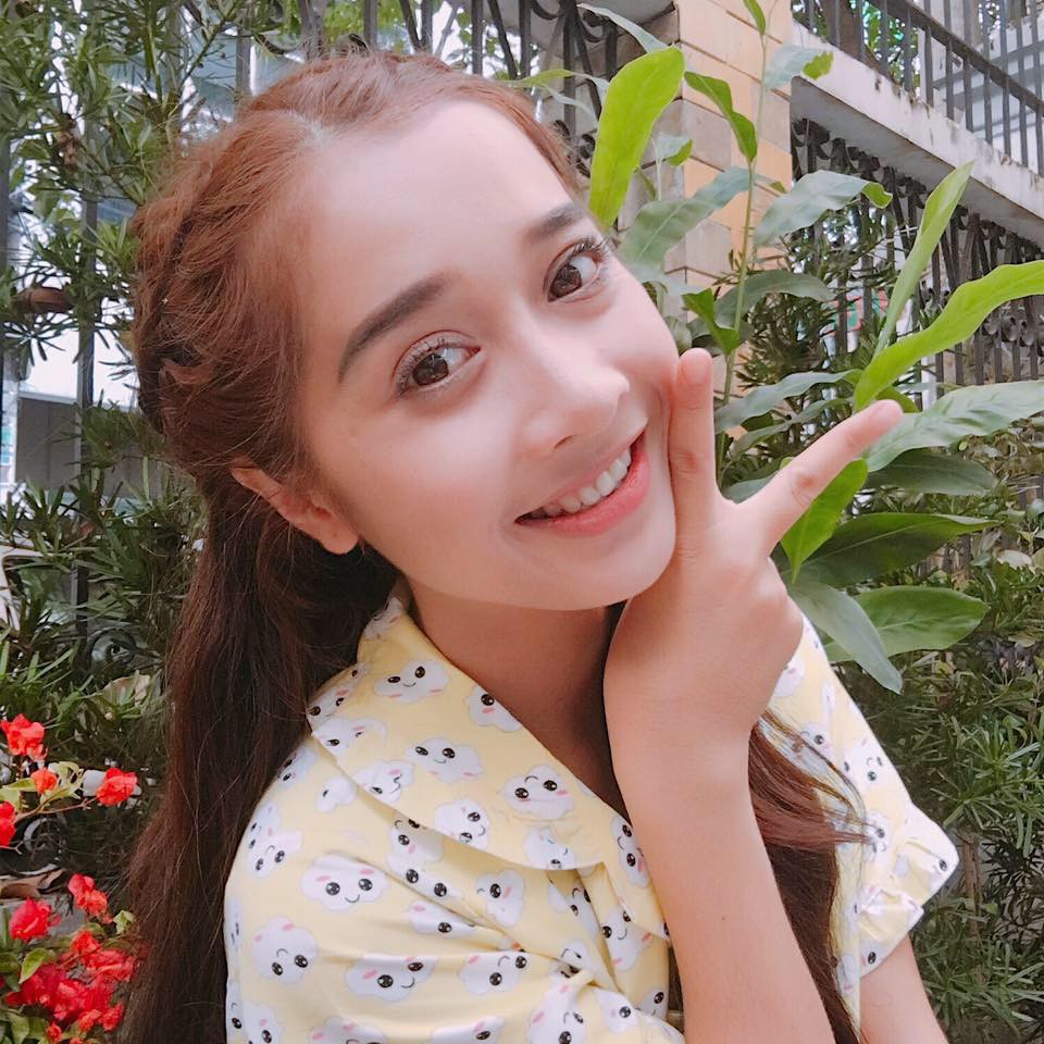 Em gái xinh đẹp như hotgirl của Nhã Phương bất ngờ lên xe hoa Em gái xinh đẹp như hotgirl của Nhã Phương bất ngờ lên xe hoa