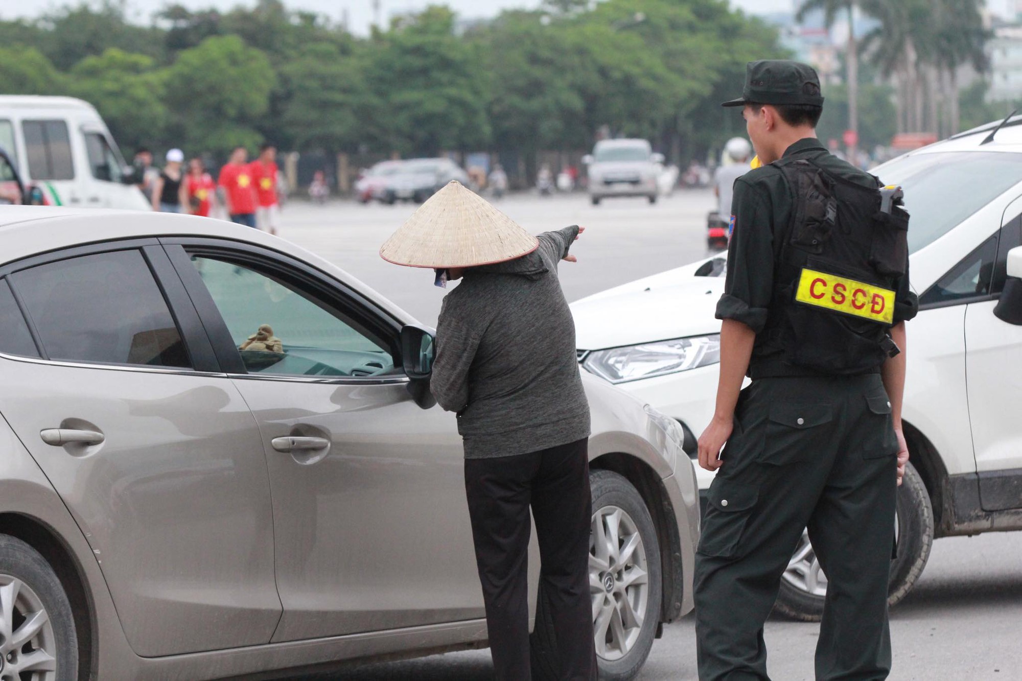 Chảo lửa Mỹ Đình vẫn chưa nóng trước giờ U23 Việt Nam xuất trận
