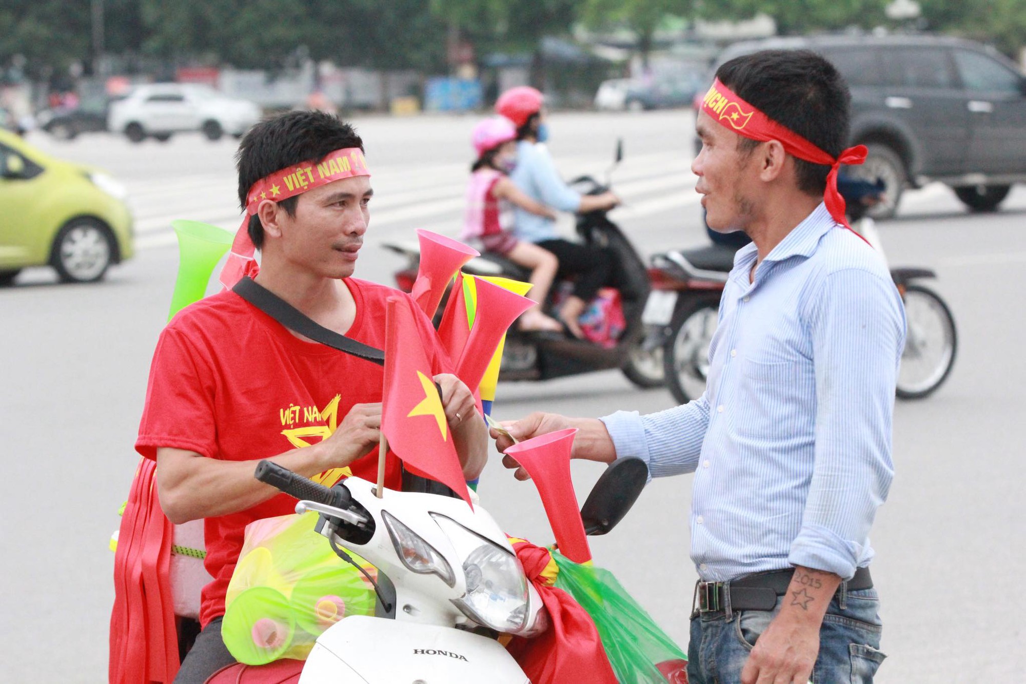 Chảo lửa Mỹ Đình vẫn chưa nóng trước giờ U23 Việt Nam xuất trận