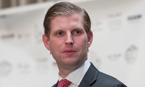 Gia đình Trump bị đe dọa bằng chất bột trắng lạ