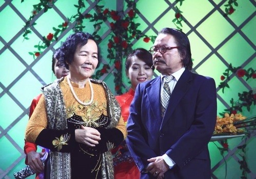 NSƯT Đức Lưu: Cảnh Chí Phèo lật yếm Thị Nở, chồng tôi bị hỏi vợ mày nhận bao nhiêu tiền đóng vai đó?