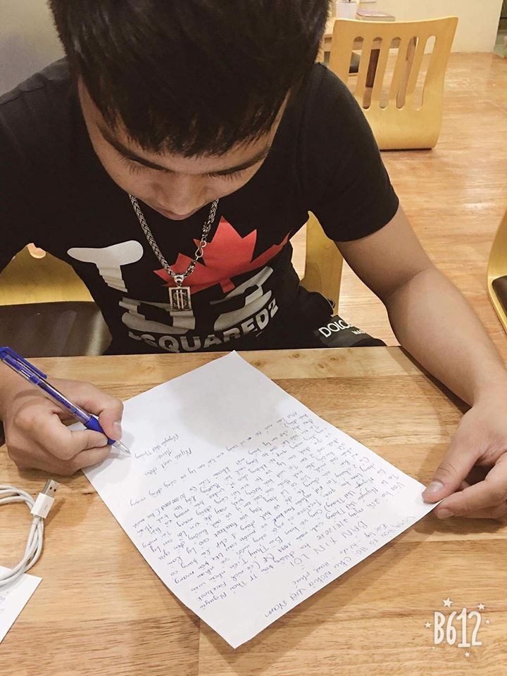 Một thanh niên tự nhận mình là người phát tán clip cặp đôi thân mật ở quán trà sữa: Tôi xin sửa lỗi bằng cách bồi thường 30 triệu đồng!