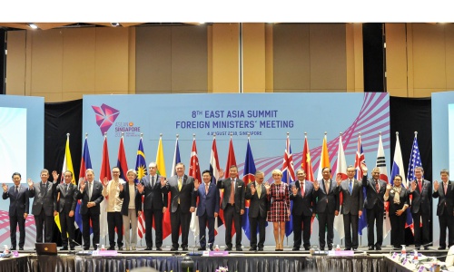 Việt Nam quan ngại về quân sự hoá Biển Đông trong họp Cấp cao Đông Á