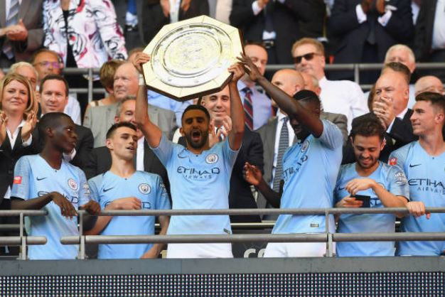 Aguero lập cú đúp, Man City hạ Chelsea để giành siêu cúp Anh