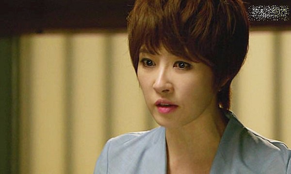 Day dứt vì lỡ một phút yếu lòng nhưng sau đó mới phát hiện ra màn kịch kinh khủng chồng dựng lên Day dứt vì lỡ một phút yếu lòng nhưng sau đó mới phát hiện ra màn kịch kinh khủng chồng dựng lên