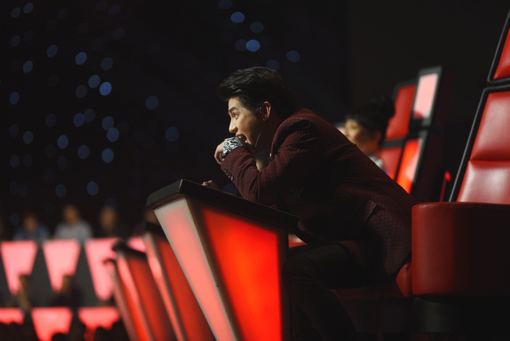 The Voice 2018 tập 12: Noo Phước Thịnh bị bóc phốt chuyên đi hát lại nhạc của người khác