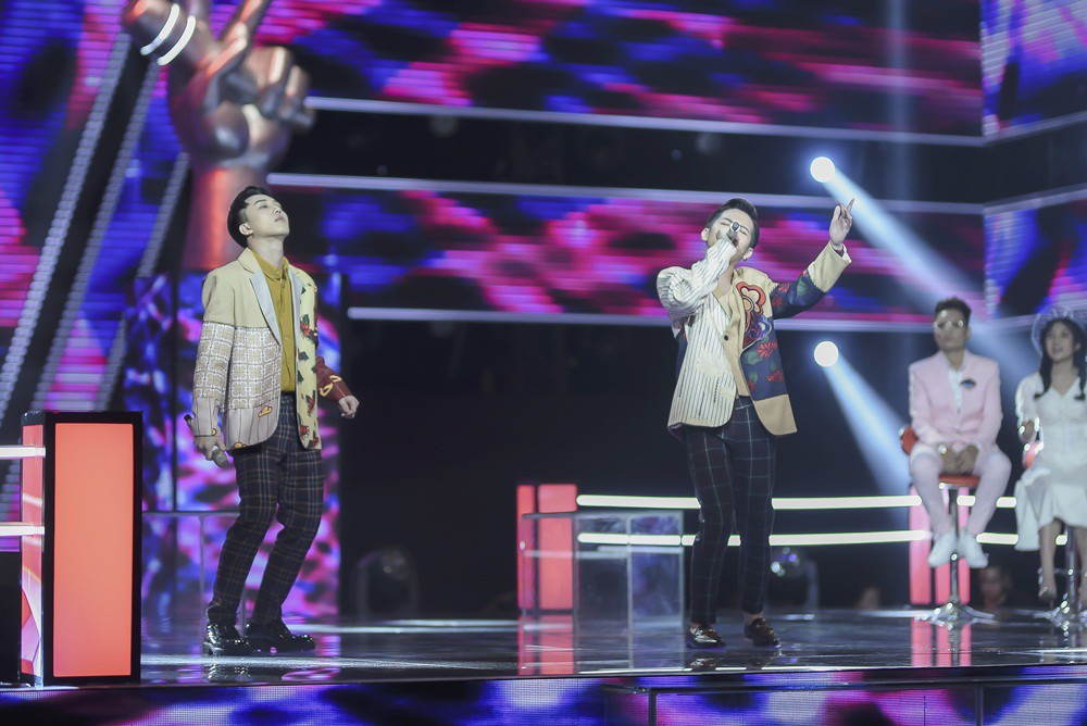 The Voice 2018 tập 12: Noo Phước Thịnh bị bóc phốt chuyên đi hát lại nhạc của người khác