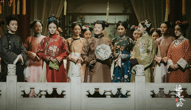 Phim Diên Hi Công Lược: Ghế nhựa xuyên không về thời Càn Long? Phim Diên Hi Công Lược: Ghế nhựa xuyên không về thời Càn Long?