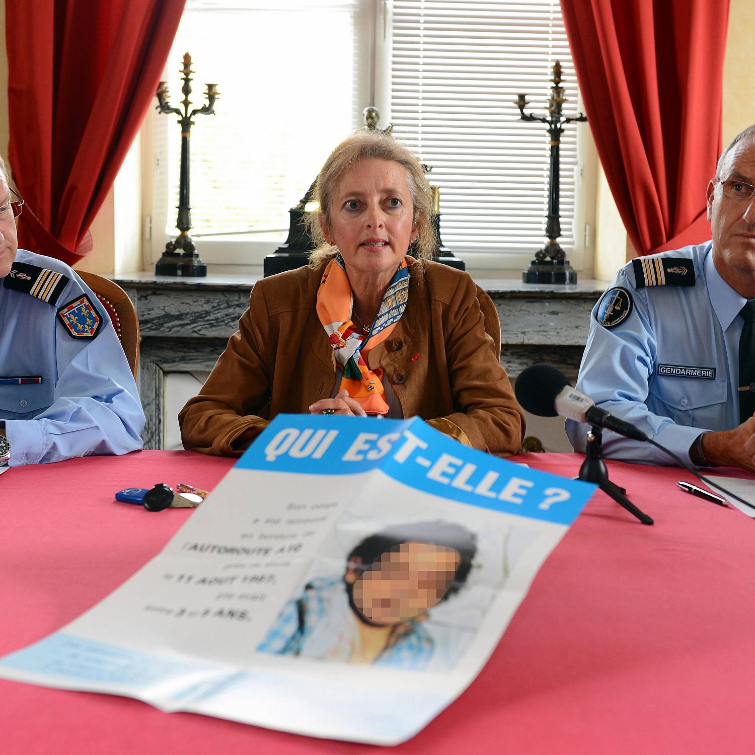 Thi thể bé gái 4 tuổi vô danh bên lề đường và tội ác khủng khiếp của cặp vợ chồng che giấu suốt 31 năm