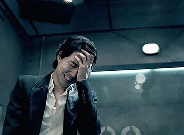 Trào nước mắt khi nhận được món quà cưới từ người vợ quá cố