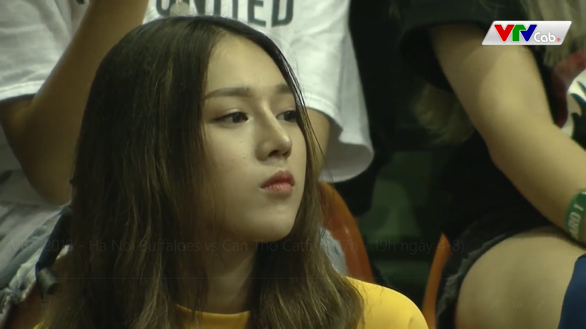 Cô bạn chứng minh: Bóng rổ mới là môn thể thao có nhiều nữ cổ động viên xinh xắn nhất!