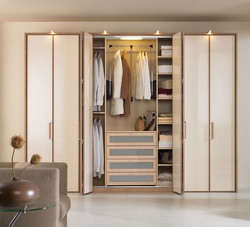 Chọn tủ quần áo đúng phong thủy cho nhà thịnh vượng, hạnh phúc bền lâu