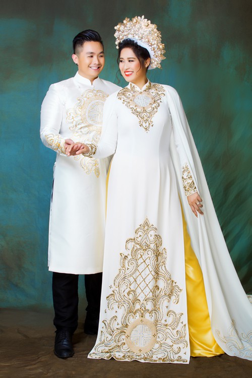 Thuý Ngân Gạo nếp gạo tẻ đến chung vui trong đám cưới của con gái nghệ sĩ Hồng Vân