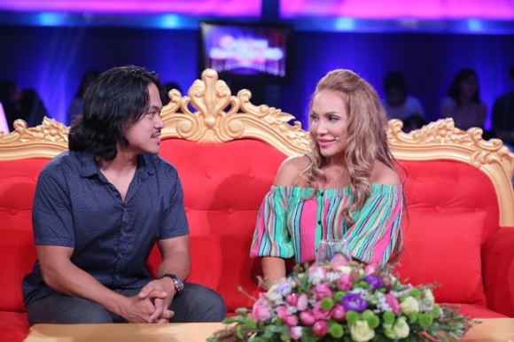 Danh ca Thanh Hà: Đám cưới này là dành cho bạn trai chứ không phải tôi. Không phải tôi không thích đám cưới mà tôi sợ