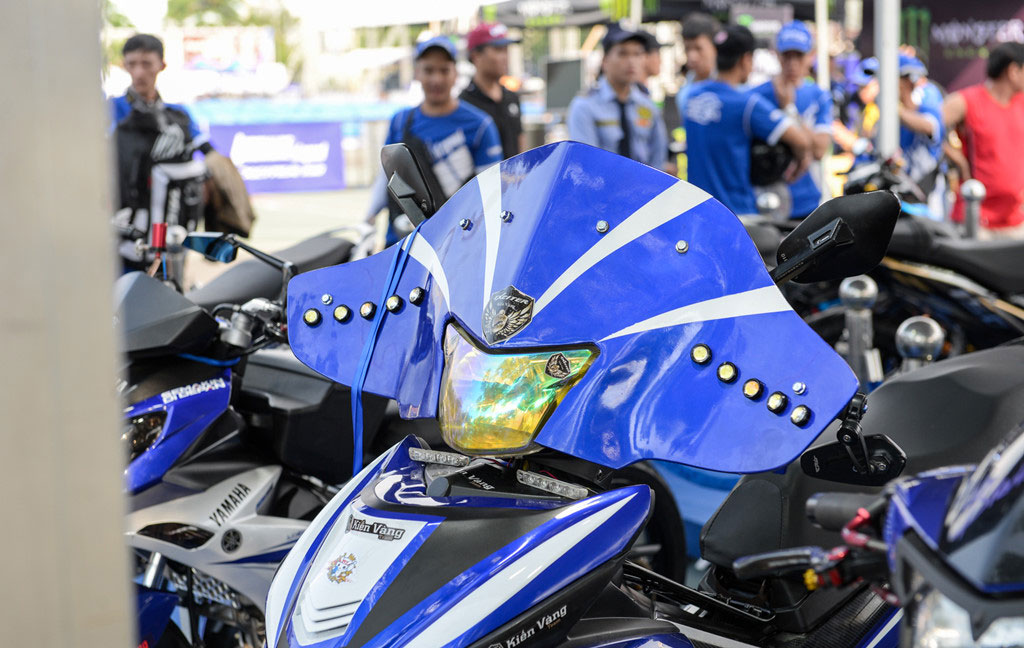 Gần 50 chiếc Yamaha Exciter độ tập trung tại Sài Gòn