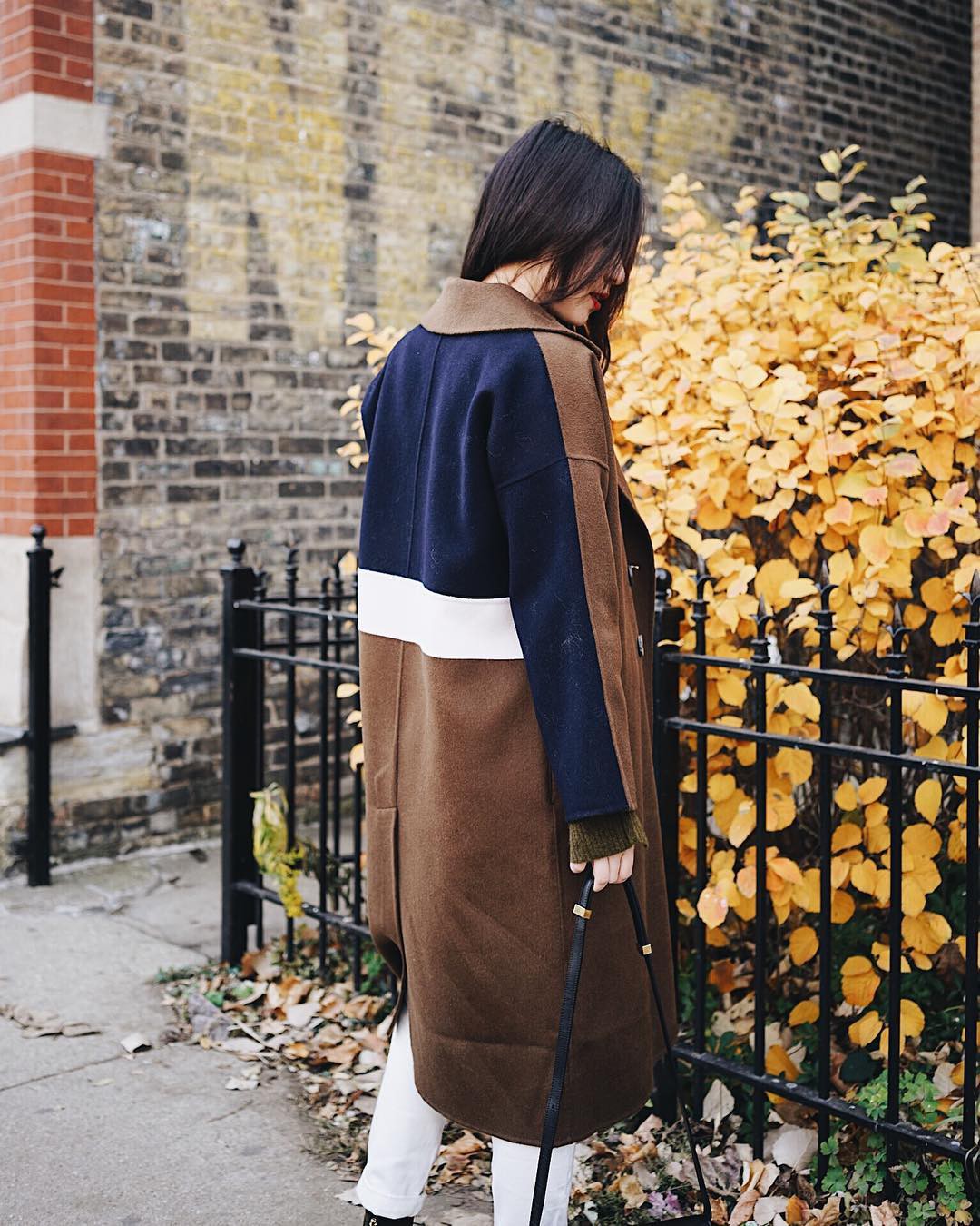 Mặc đẹp và sang bất chấp tuổi tác không khó, chỉ cần các quý cô tuân theo 6 nguyên tắc này