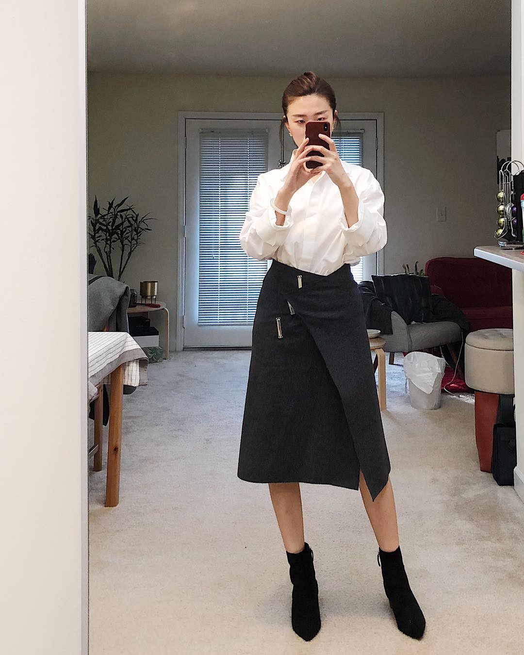 Mặc đẹp và sang bất chấp tuổi tác không khó, chỉ cần các quý cô tuân theo 6 nguyên tắc này