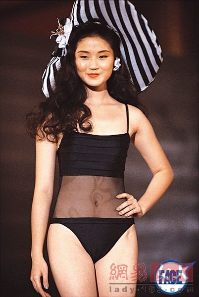 Người đẹp khiến Chân Tử Đan mê đắm: Kết hôn 18 năm không con cái, ngoại tình với bồ trẻ