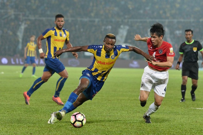Tổng thư ký AFC quan ngại với việc nhập tịch cầu thủ cho tuyển quốc gia của Malaysia Tổng thư ký AFC quan ngại với việc nhập tịch cầu thủ cho tuyển quốc gia của Malaysia