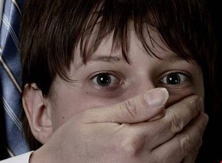 Nghi án người đàn ông bắt cóc trẻ em