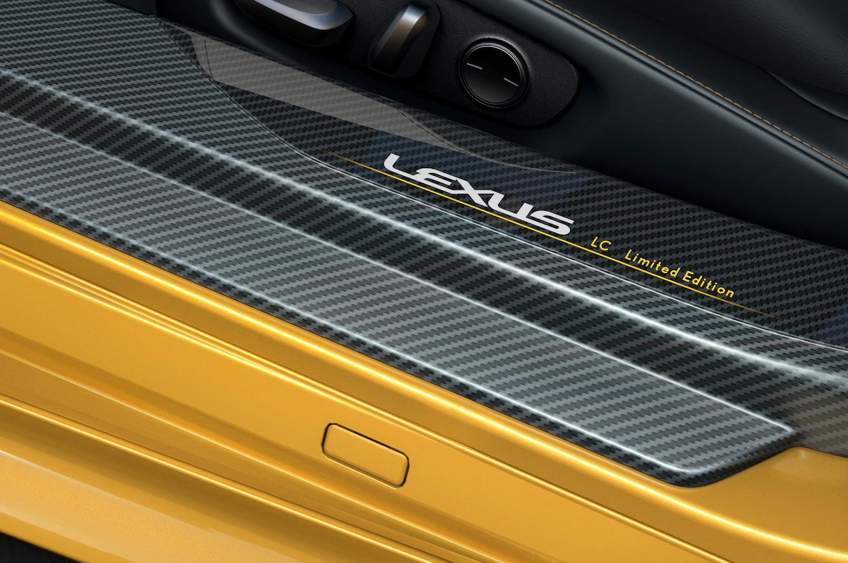 Lexus LC có thêm bản giới hạn, sẽ xuất hiện tại Paris Motor Show