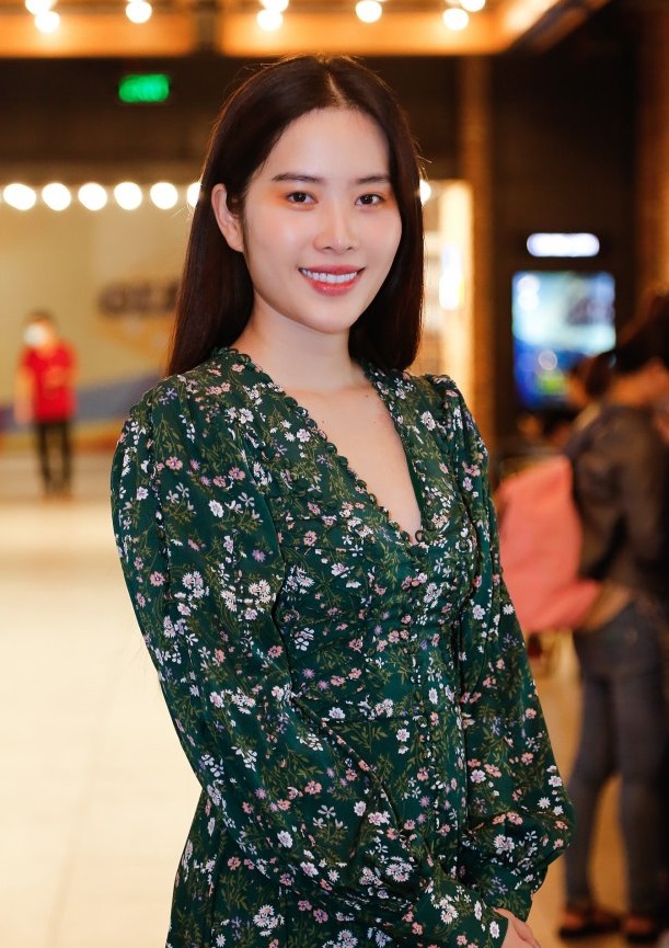 Ca khúc mới của Nam Em bị tố đạo đến 90% nhạc từ Đừng như thói quen của Dương Khắc Linh Ca khúc mới của Nam Em bị tố đạo đến 90% nhạc từ Đừng như thói quen của Dương Khắc Linh