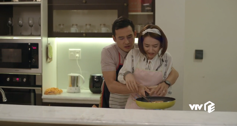 Phim Ngày ấy mình đã yêu tập 17: Hóa ra ba của Hạ tử tự vì nhân tình Phim Ngày ấy mình đã yêu tập 17: Hóa ra ba của Hạ tử tự vì nhân tình