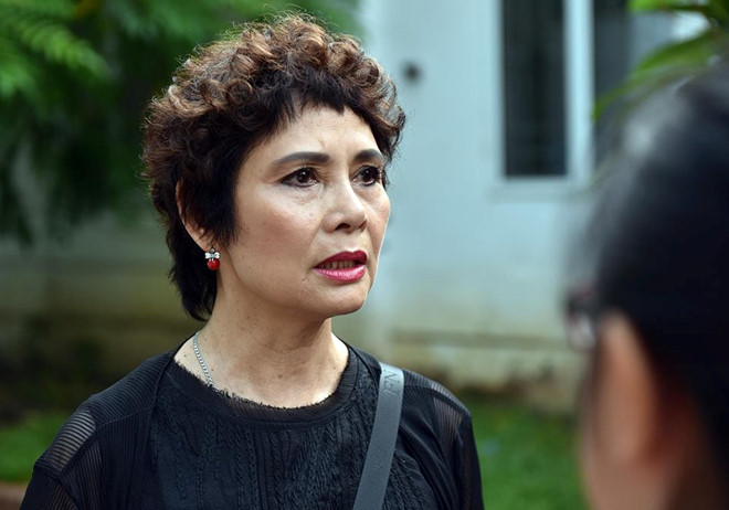 Vợ Chí Phèo Bùi Cường nằm viện khi tang lễ của chồng diễn ra