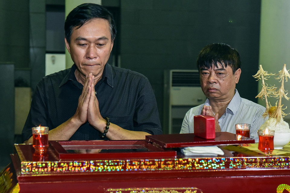 Vợ Chí Phèo Bùi Cường nằm viện khi tang lễ của chồng diễn ra