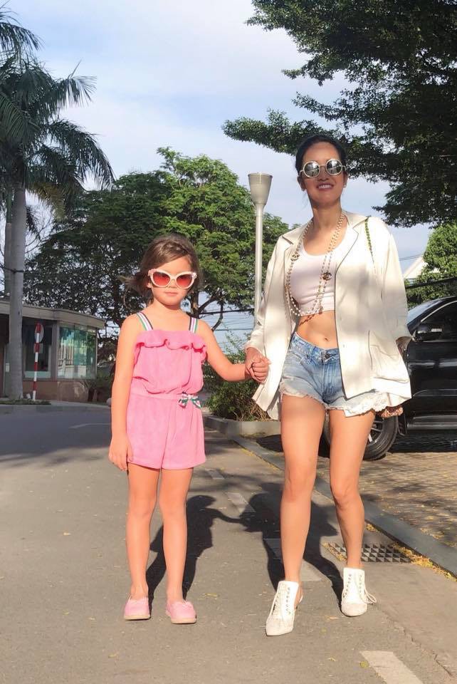 Hai nữ ca sĩ 7X vẫn sexy nhất nhì showbiz Việt