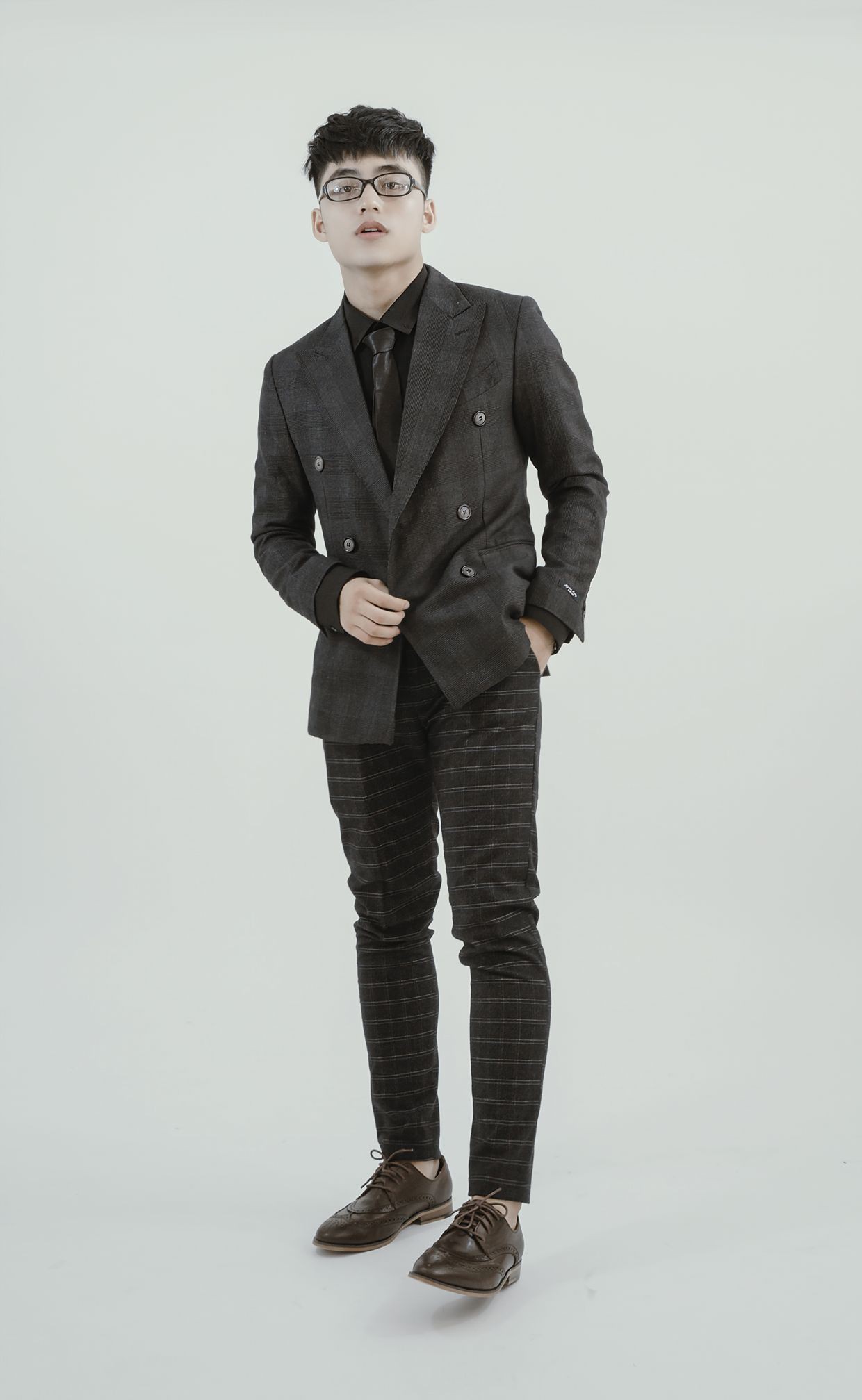 Xôn xao thông tin em trai hot boy của Sơn Tùng M-TP sắp nhập học Hutech