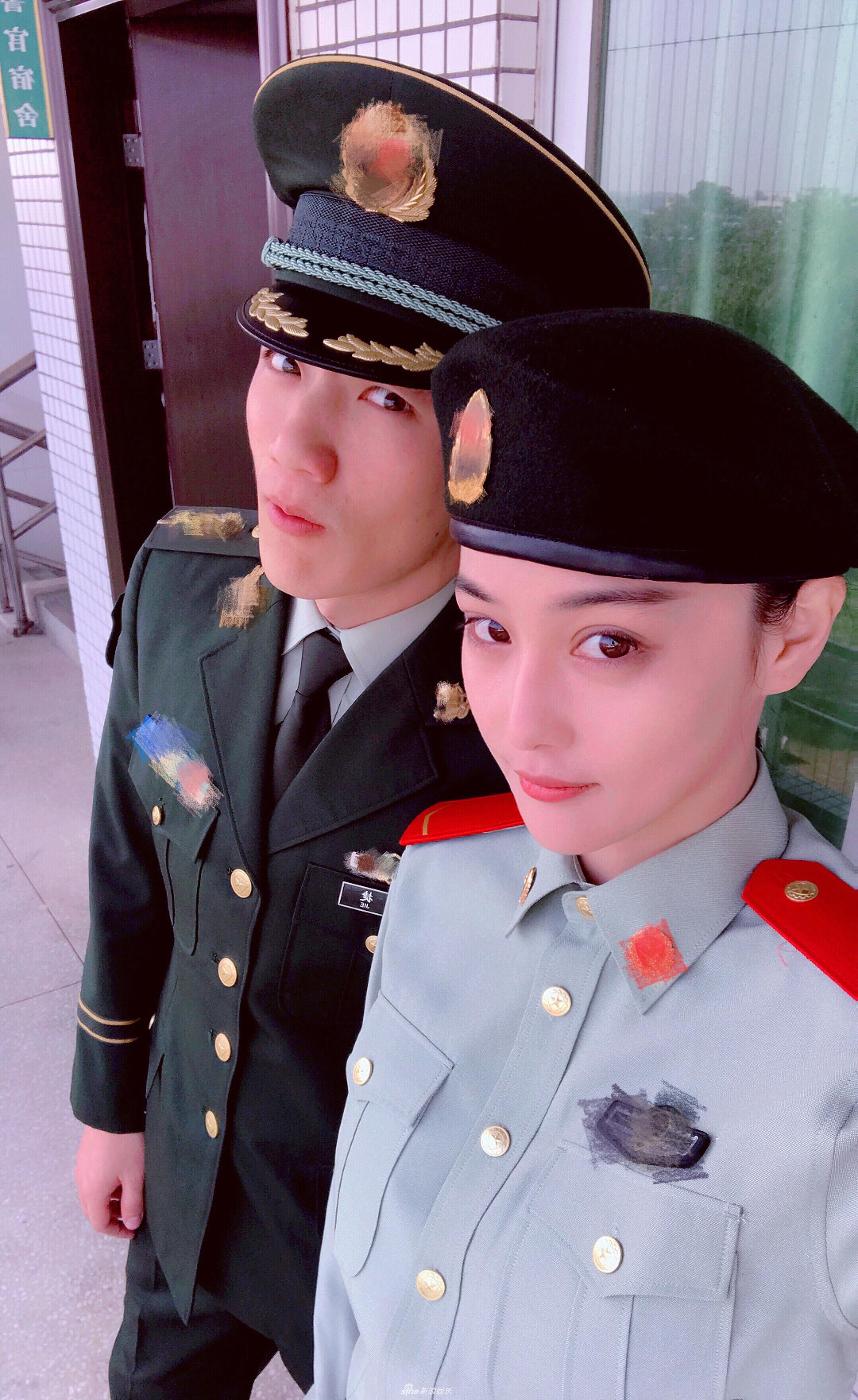 Trương Hinh Dư: Từ gái bao nhà hàng với loạt ảnh nóng đến cú thoát xác ngoạn mục trước Phạm Băng Băng Trương Hinh Dư: Từ gái bao nhà hàng với loạt ảnh nóng đến cú thoát xác ngoạn mục trước Phạm Băng Băng