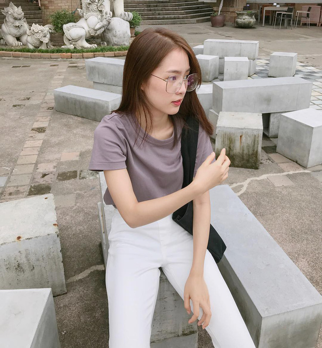 Đi học mà vẫn muốn mình thật nổi bật? Đây là 5 items mà các bạn trẻ sành mặc không thể bỏ qua Đi học mà vẫn muốn mình thật nổi bật? Đây là 5 items mà các bạn trẻ sành mặc không thể bỏ qua