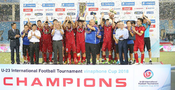 Việt Nam bất phân thắng bại với Uzbekistan tại Mỹ Đình