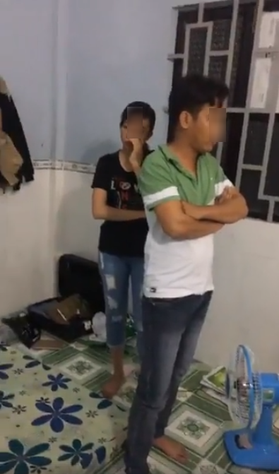 Vợ mang bầu hơn 5 tháng tìm đến dằn mặt bồ nhí, chồng bênh bồ, chỉ thẳng mặt vợ nói: Ly dị rồi