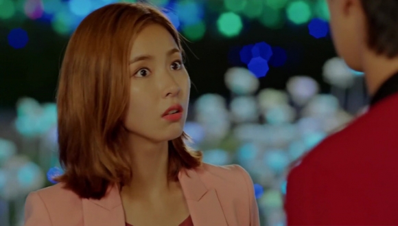 Chồng đã bồ bịch, lăng nhăng còn cầu xin tôi điều đáng khinh bỉ