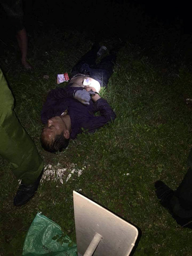 Hai đối tượng Trung Quốc táo tợn cướp, đâm công an tại cây xăng Móng Cái