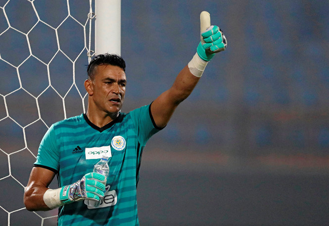 Thủ môn nhiều tuổi nhất lịch sử World Cup treo găng