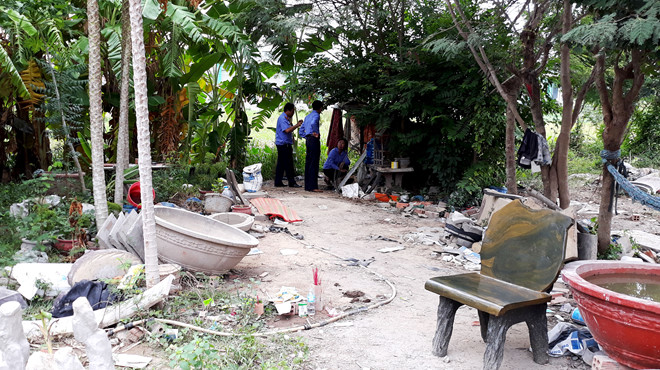 Tôi đập đầu vào tường khi nghe tin con gái bị giết