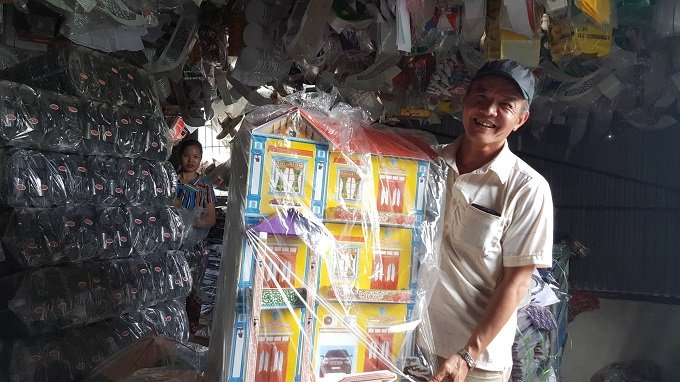 Thâm nhập thủ phủ bán sổ đỏ, chân dài cho người cõi âm